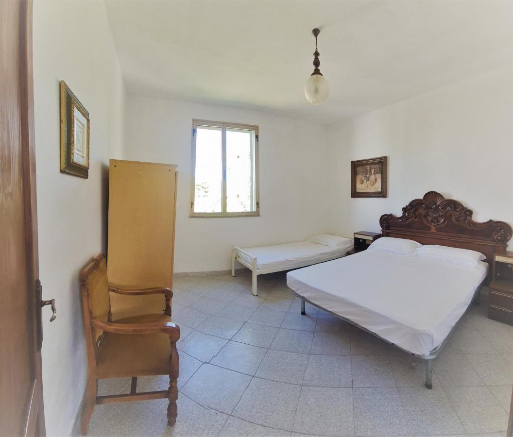 Cosy Home With Private Parking By The Sea Siniscola Extérieur photo